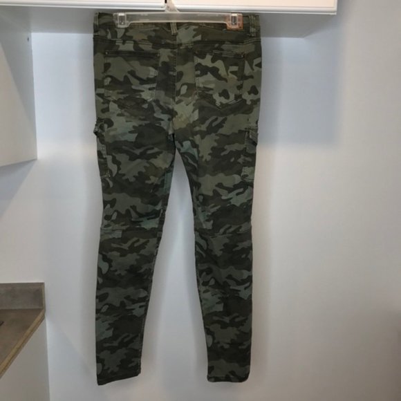 Lei Camo Cargo Pants Exc Cond Size 11 - Picture 5 of 6